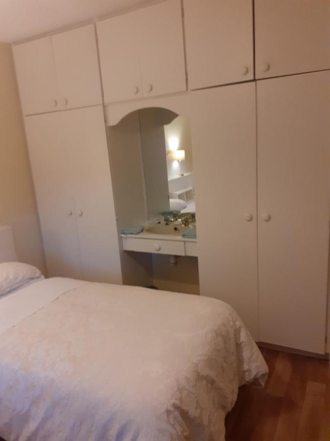 Joan B+B Clonakilty Bagian luar foto